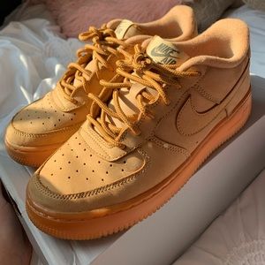 wheat airforce 1 grade school size 6Y.
